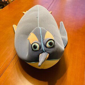 Big Joe Pool Petz Penguin Blue White Preowned has some marks see pictures